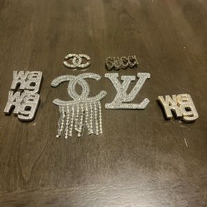 Remaining croc charms & patches